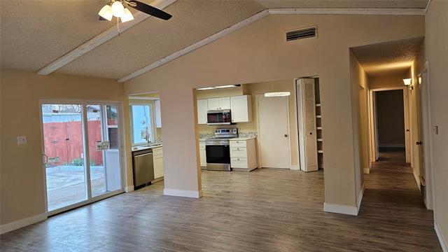 Foto del edificio - 3114 Hillsdale Ln