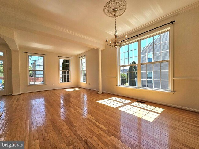 Foto del edificio - 15610 William Bayliss Ct