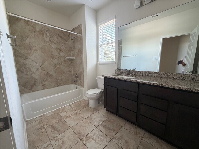 Foto del edificio - 4802 Greenfield Springs Ln
