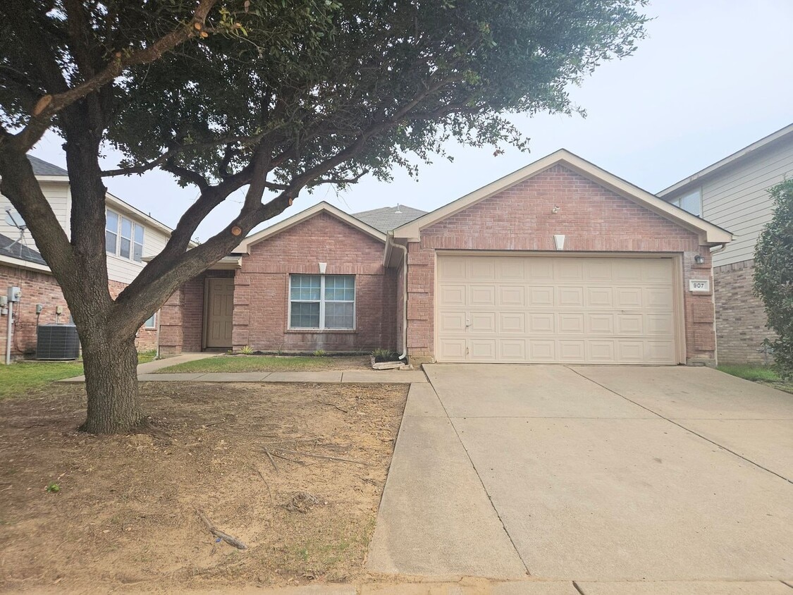 Nice Home in Mansfield ISD - Nice Home in Mansfield ISD