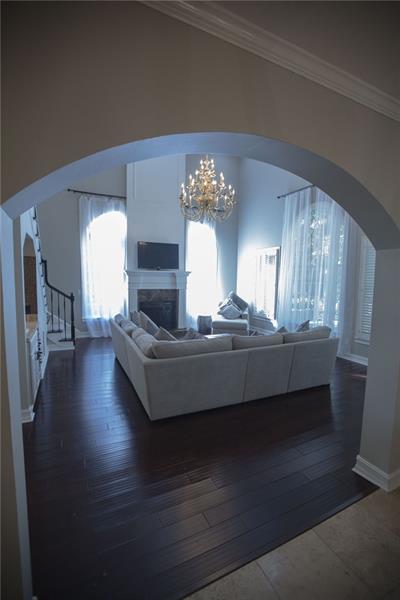 Building Photo - 225 Masters View Ct
