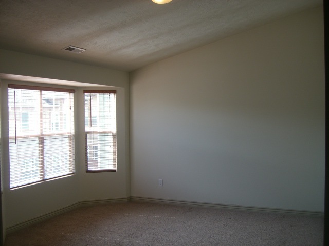 Building Photo - 14776 S Falkland Cove