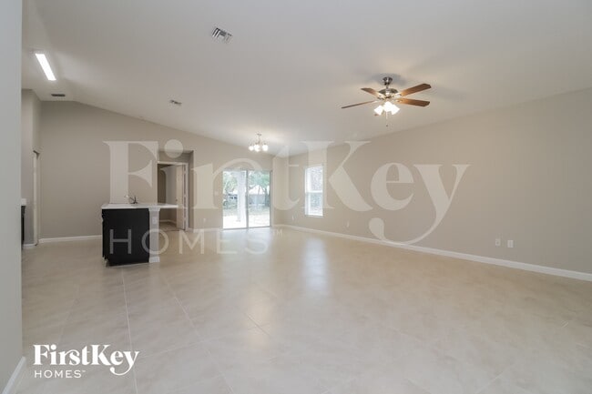 Building Photo - 1099 Braddock Ave SE