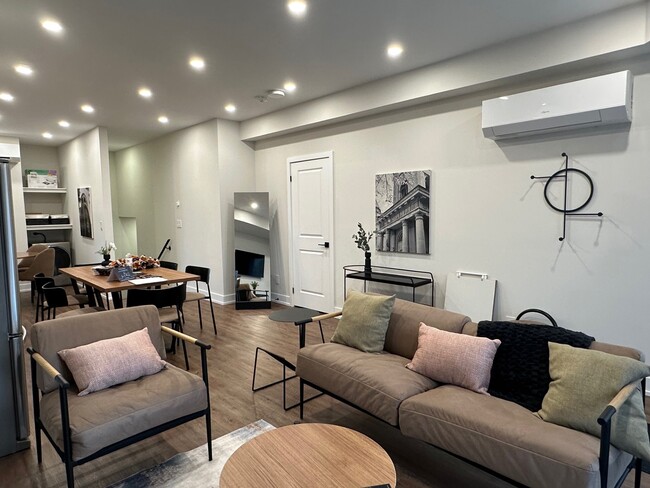 Living Space Unit 1 - 21 Batavia