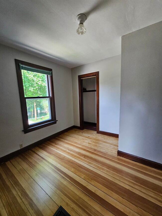 Foto del edificio - 2121 Jefferson St