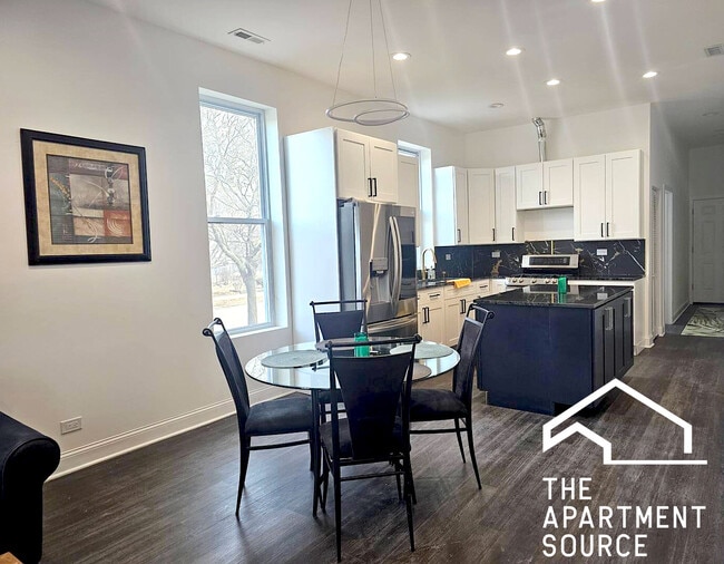 Building Photo - 2937 W Jackson Blvd