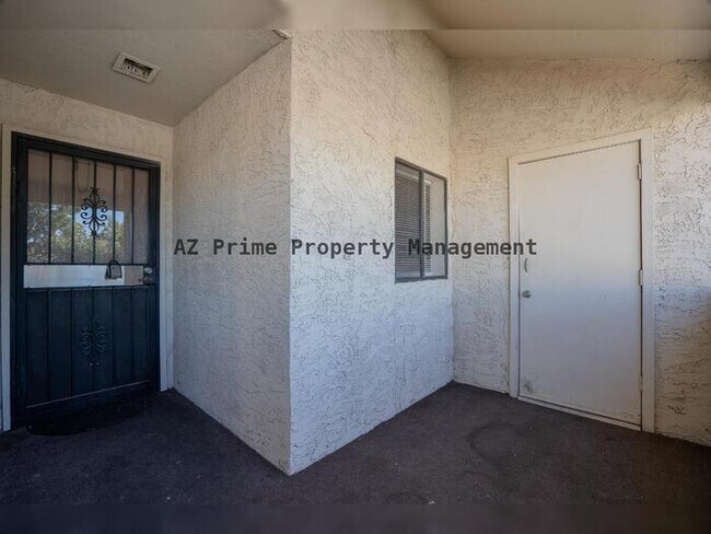 Building Photo - 11026 N 28TH DR UNIT 61, PHOENIX AZ