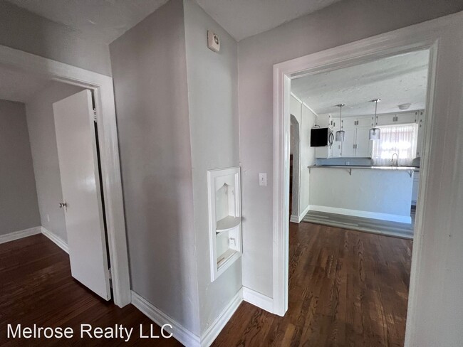 Building Photo - 2 br, 1 bath House - 2929 NW 11th