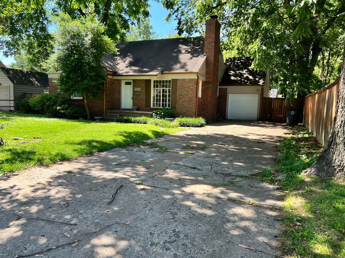 Foto principal - Charming midtown bungalow in a great locat...