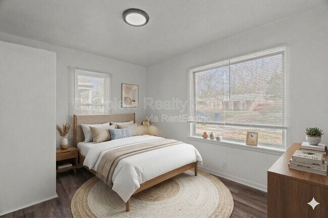 Foto del edificio - 9823 Winkler Dr