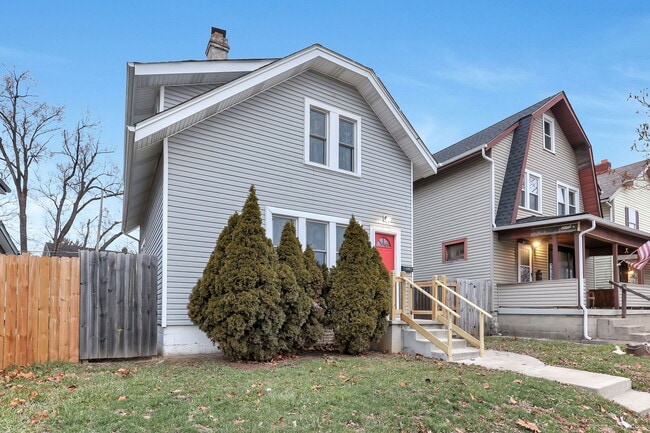 Building Photo - 2107 Cleveland Ave