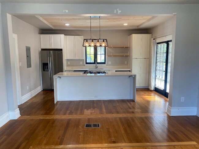 Foto del edificio - 519 E Livingston St