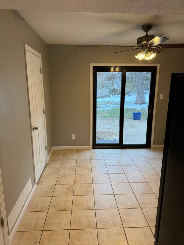 Foto del edificio - 3798 Treebrook Dr