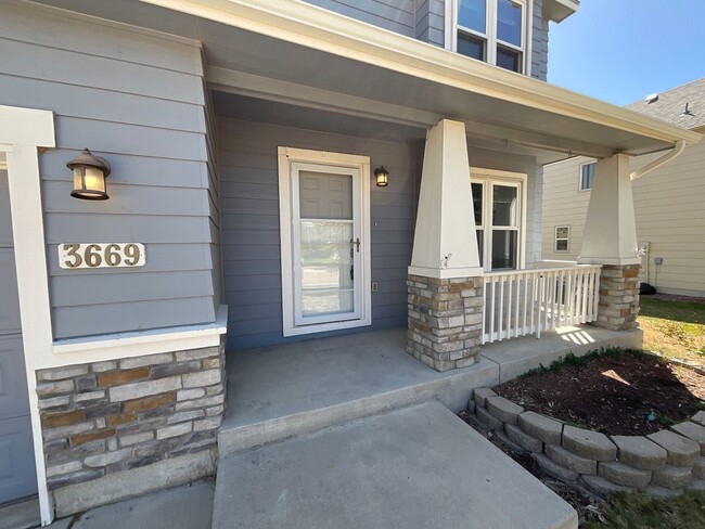 Foto del edificio - 3 Bedroom Home Available Near Milton E Pro...