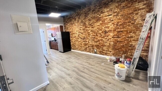 Foto del edificio - 1216 Nostrand Ave