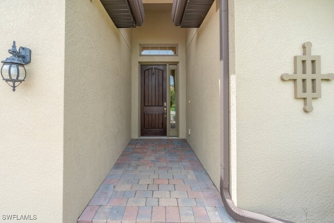 Foto del edificio - 16374 Barclay Ct