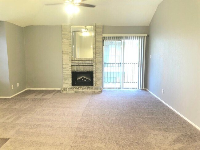 Building Photo - 2228 Millstone Dr