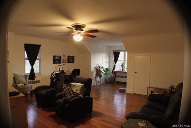 Foto del edificio - 135 E Olive St