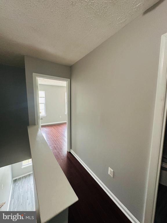 Building Photo - 3231 Halcyon Ct