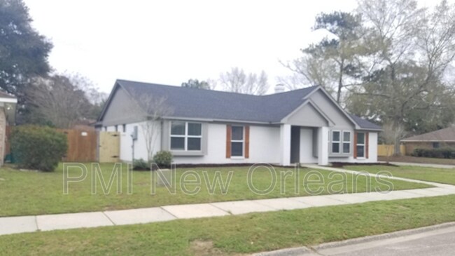 Building Photo - 800 N Ferry Lake Ct