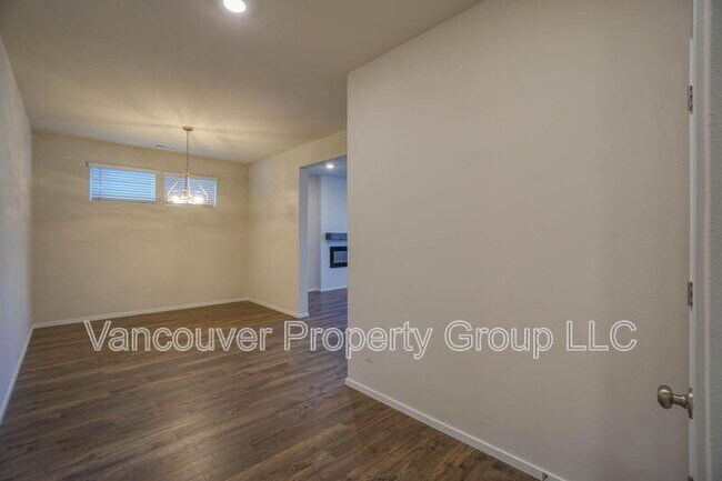 Foto del edificio - 4945 NE 24th Ave