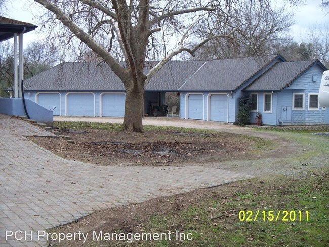 Foto del edificio - 8820 Tudsbury Rd