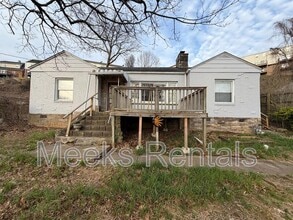 Building Photo - 1418 Ravinia Rd