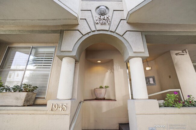 Foto del edificio - 1945 Washington St