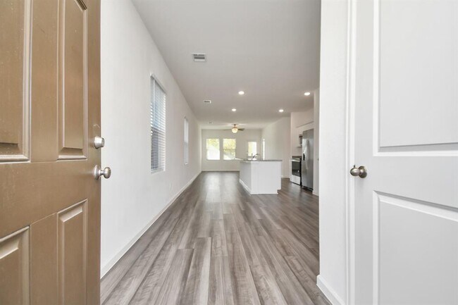 Building Photo - 13527 Harefield Holw Trl