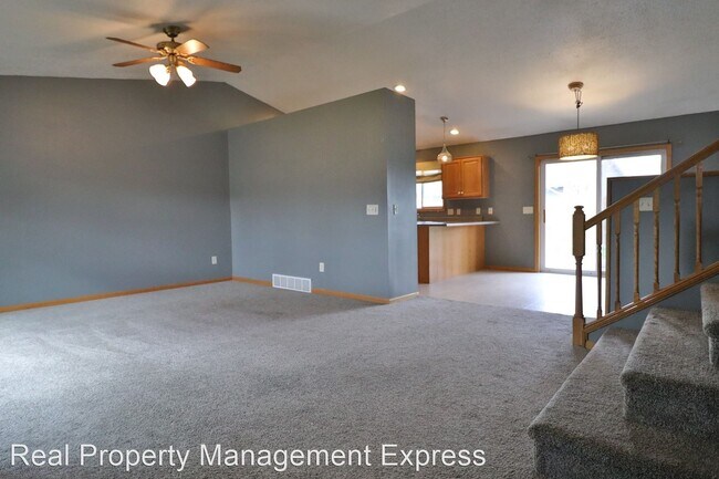 Building Photo - 3 br, 2 bath House - 1812 S Discovery Avenue