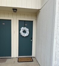 Building Photo - 250 El Dorado Blvd