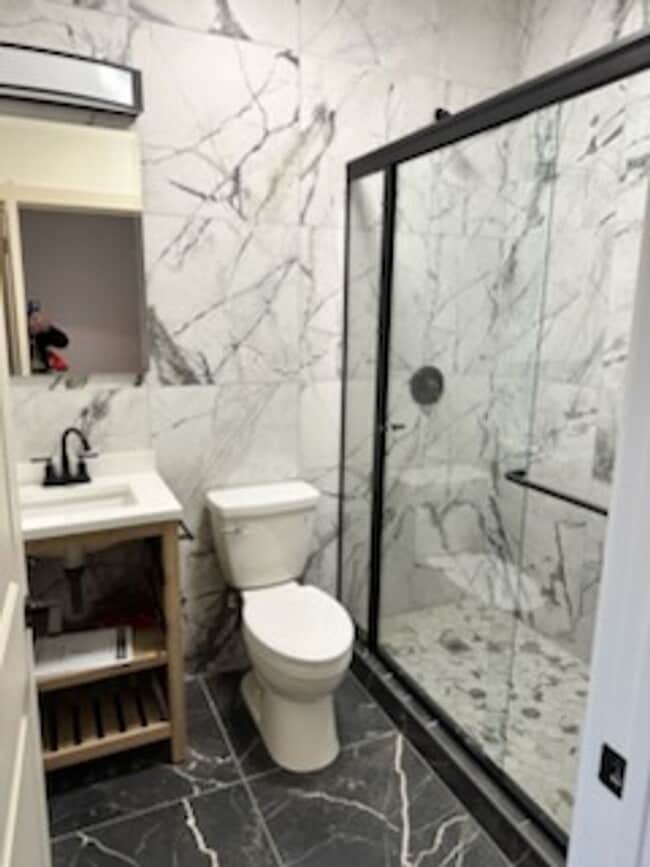 Photo - 1114 W Grand Ave Apartment