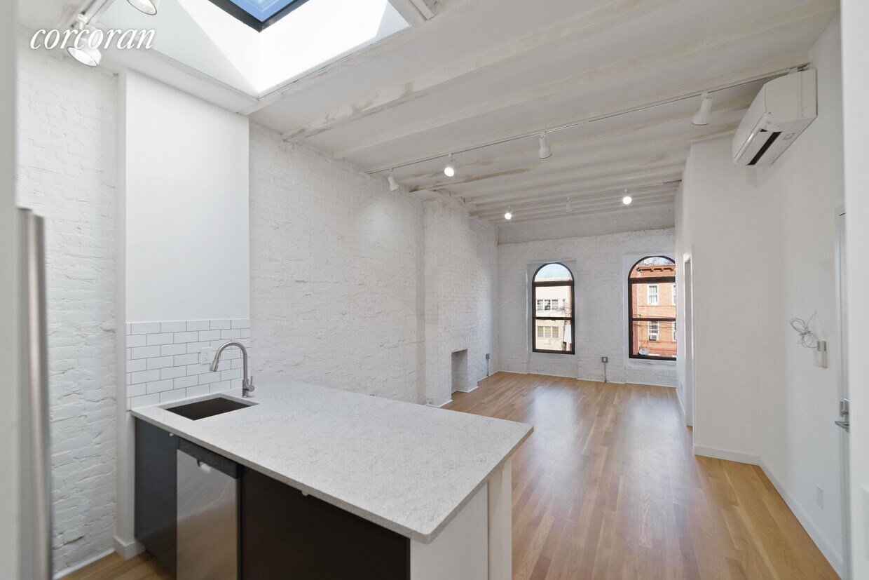 Primary Photo - 1414 St Marks Ave