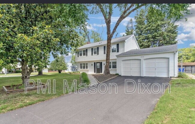 Foto del edificio - 12718 Haskell Ln