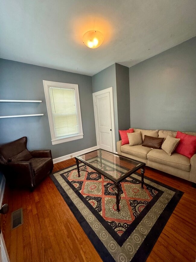 Foto del edificio - Single Family Home for Rent - Direct acces...