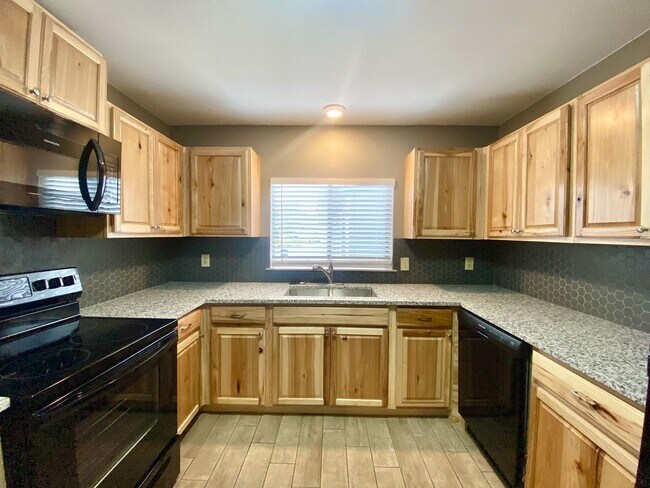 Foto del edificio - 11744 Spring Ridge