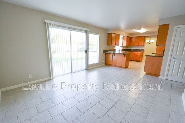 Foto del edificio - 1170 Novato Dr