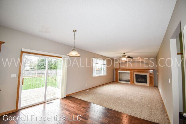 Building Photo - 5 br, 3.5 bath House - 1598 Nine Iron Dr
