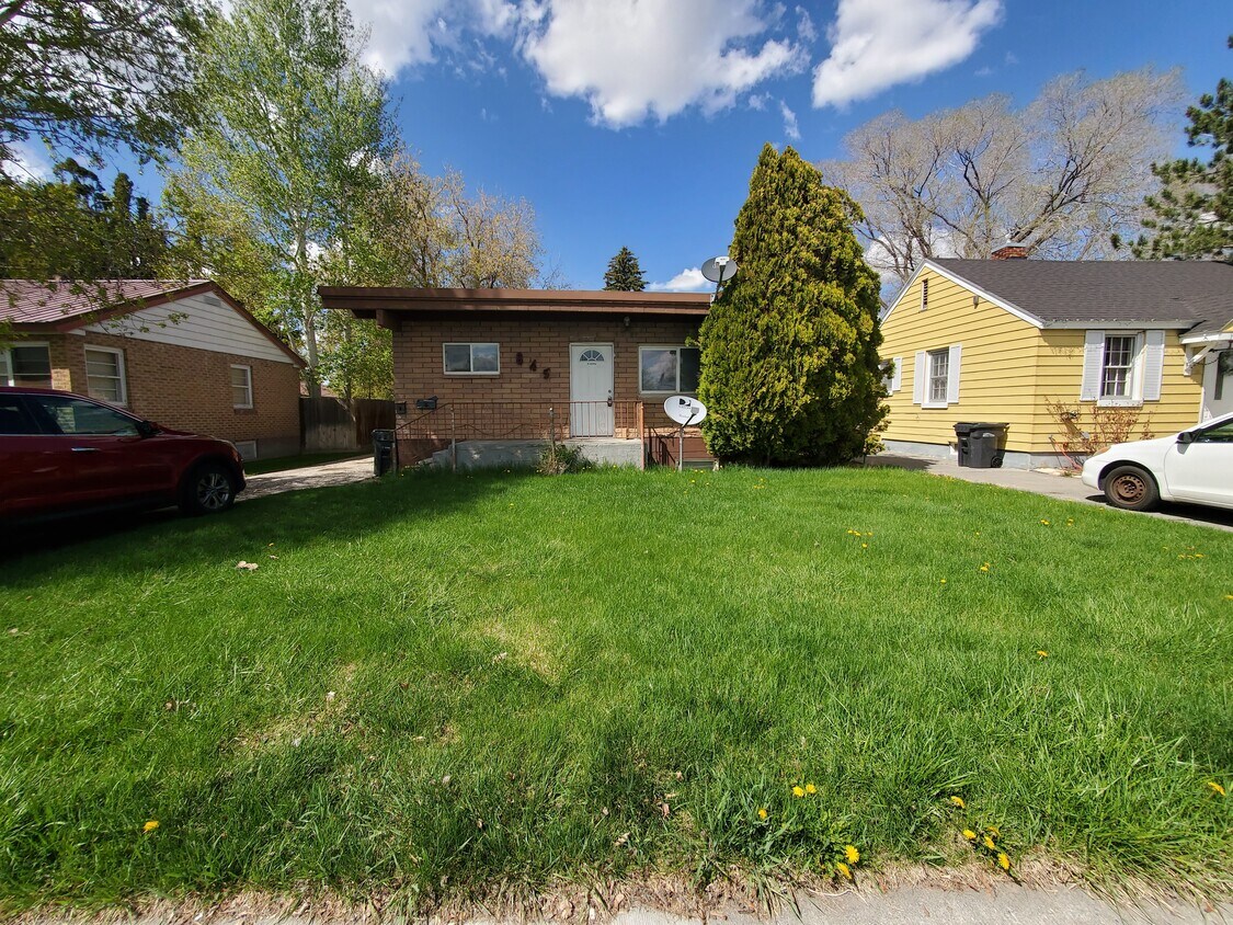 845 12th St Unit A, Idaho Falls, ID 83404 Apartments in Idaho Falls, ID