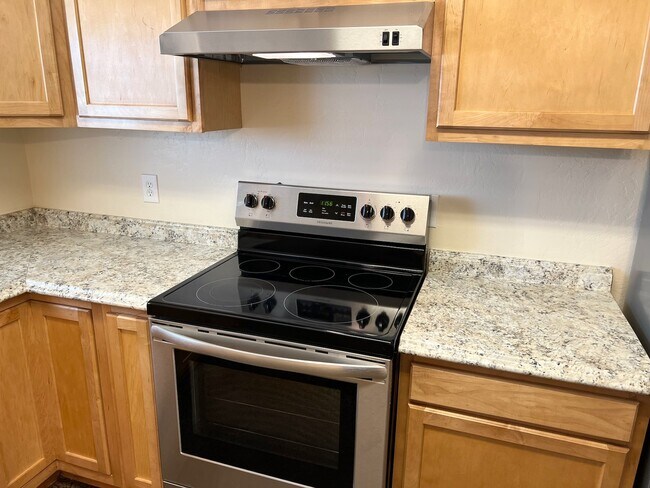 Foto del edificio - 23221 Gavin Way, Unit APT 1