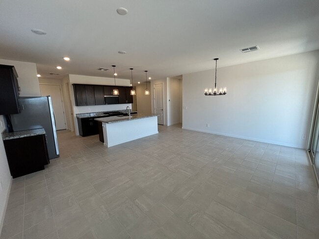 Foto del edificio - 17449 W Eva St