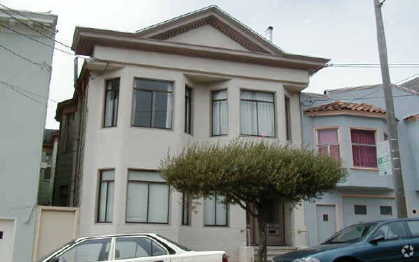 Building Photo - 2656 Mc Allister St