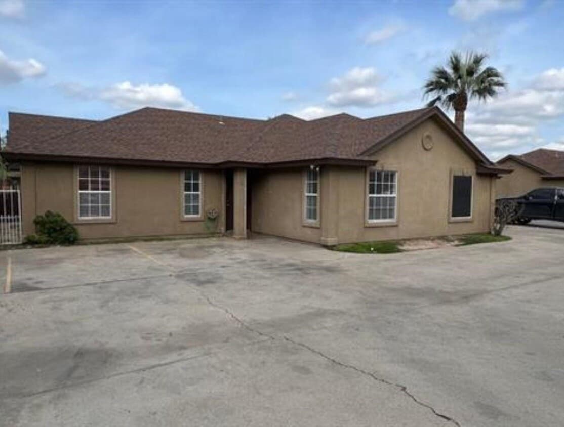 506 Shiloh Dr Unit 6, Laredo, TX 78045 Condo for Rent in Laredo, TX