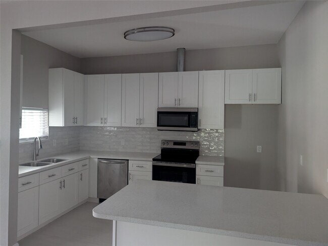 Foto del edificio - 4902 McKinney St
