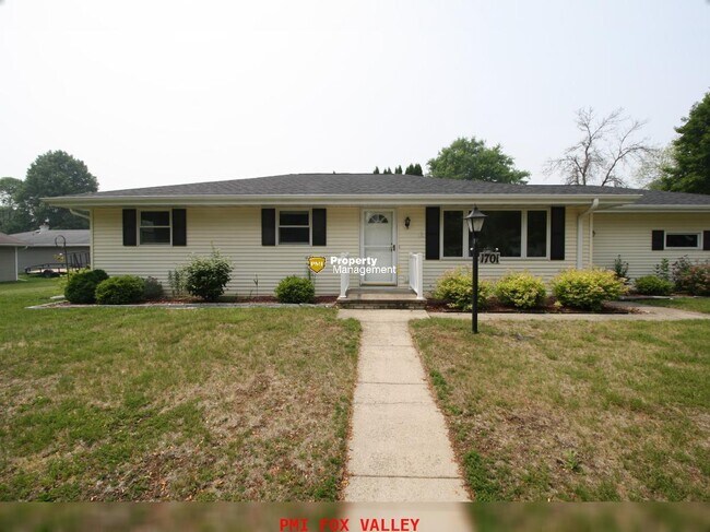Foto del edificio - Beautifully Remodeled Ranch