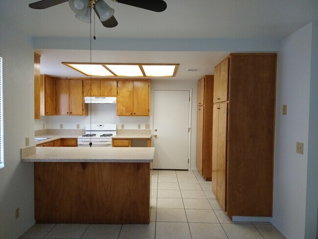 Kitchen - 57769 Joshua Ln
