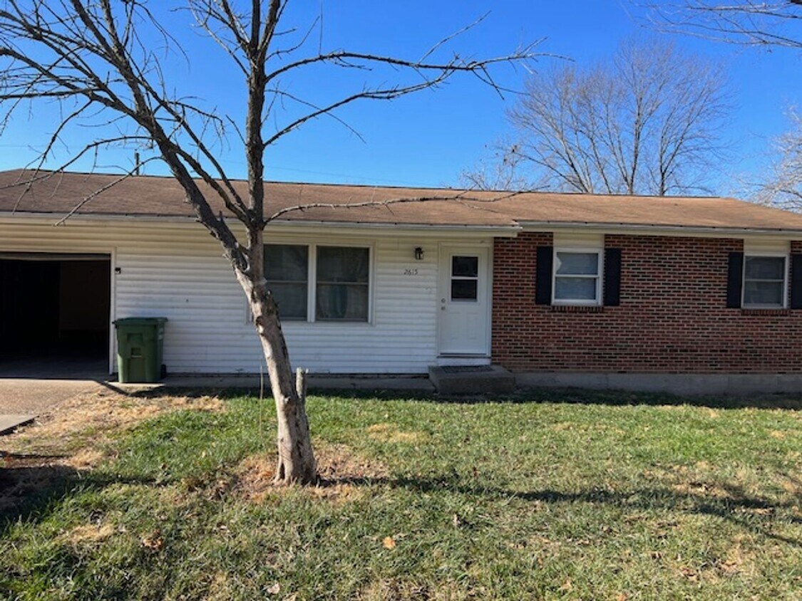 Primary Photo - 4 Bedroom 1.5 Bath