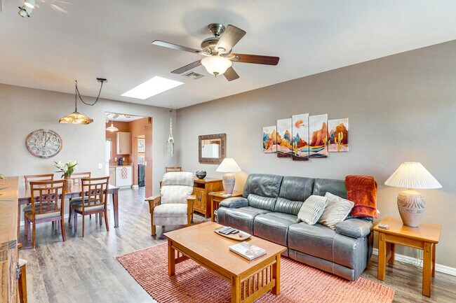 Foto del edificio - 3925 S Vía De Cristal