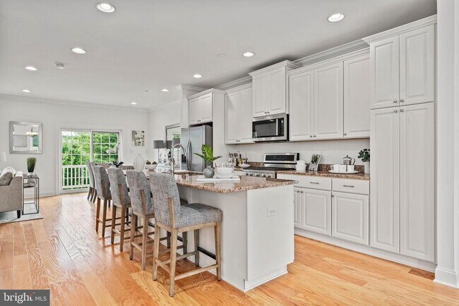 Foto del edificio - 103 Agnes Grace Ln