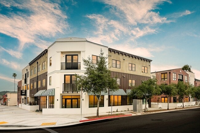 Building Photo - Given Highland Park